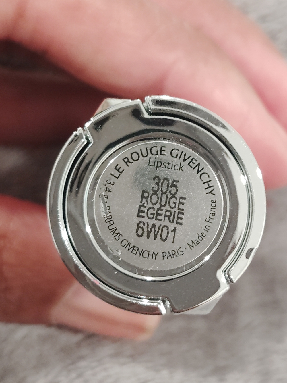 Givenchy Satin Lipstick in Bright Coral #305 Rouge Egerie - Picture 4 of 5